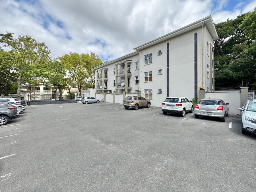 3 Bedroom Property for Sale in Kenilworth Western Cape